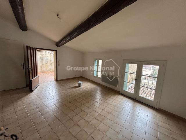 A LOUER L'ISLE SUR LA SORGUE APPARTEMENT