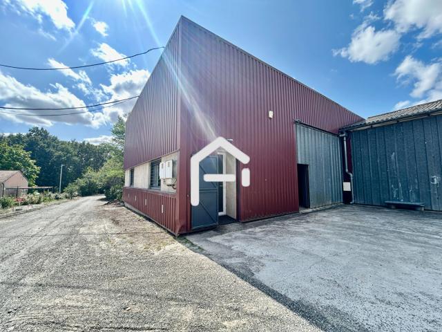 A louer: Local commercial 45 m2 à Flourens