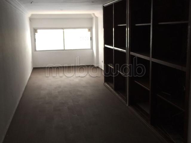A louer local commercial 82m2 Gauthier