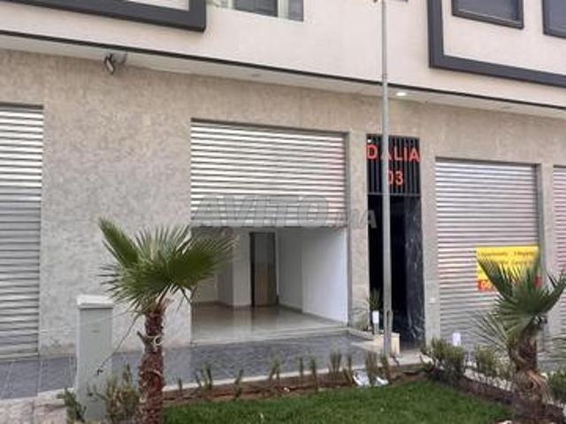 À LOUER — Local commercial — Dar Bouazza