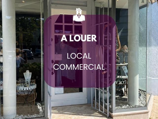 A louer, local commercial de 30m2 avec réserve à La Baule en emplacement n°1
