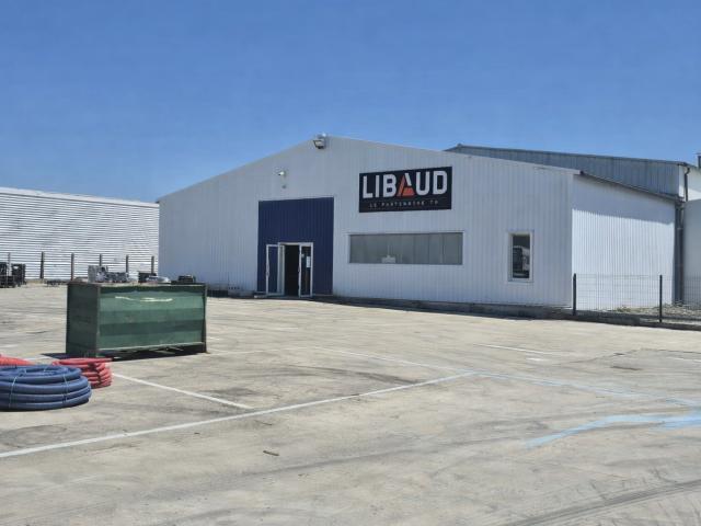 À LOUER Local commercial de 554 m2 Zone commerciale de Montauban