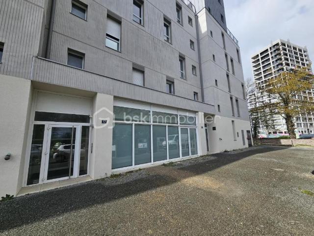 A LOUER Local commercial Rennes Beauregard / 44m²