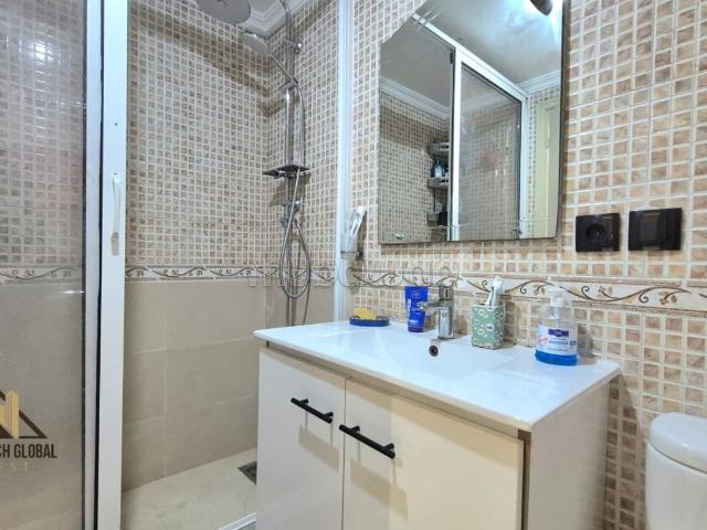 À louer longue durée – spacieux appartement meublé Victor Hugo Marrakech