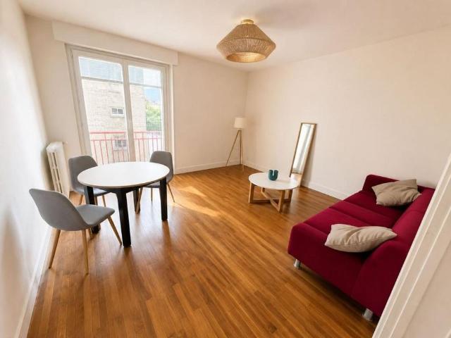 A LOUER LORIENT Appartement T3 meublé en hyper centre 62m²