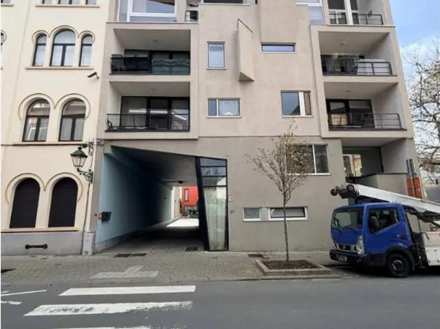 à louer Parking Etterbeek rue Gerard