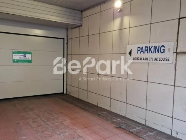 à louer Parking Ixelles Louise 375