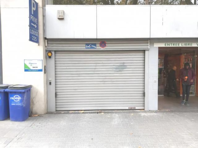 à louer Parking Ixelles Louise Louizalaan 225