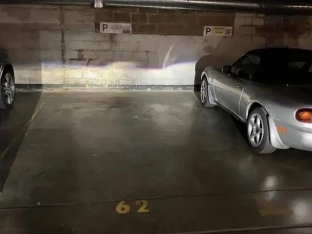 à louer Parking Ixelles Rue de la Croix