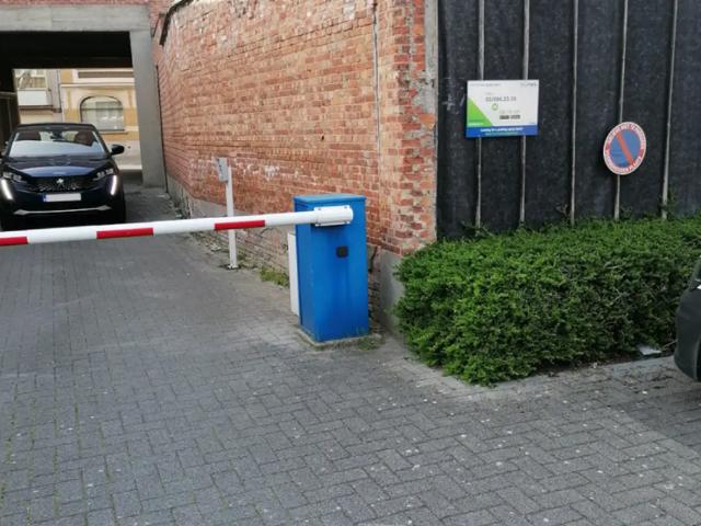 à louer Parking Malines Colomastraat Rue Coloma 35