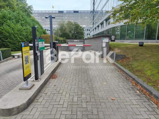 à louer Parking Schaerbeek Auguste Reyers 70