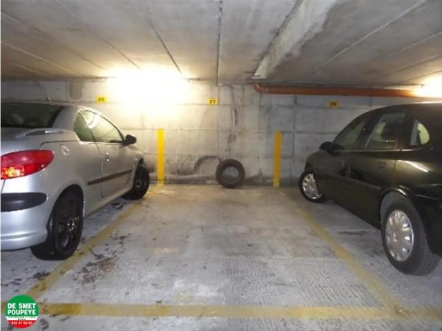 à louer Parking Sint Kruis Moerkerkse Steenweg