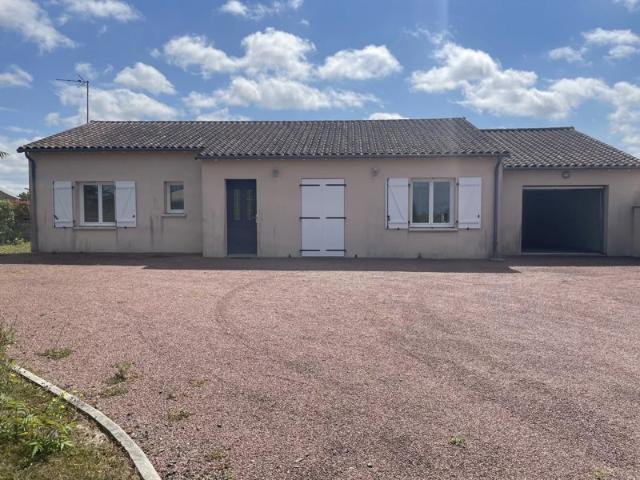 À louer Pavillon de Plain Pied 111 m² 3 chbres
