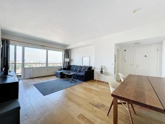 à louer Penthouse Etterbeek rue des Ménapiens