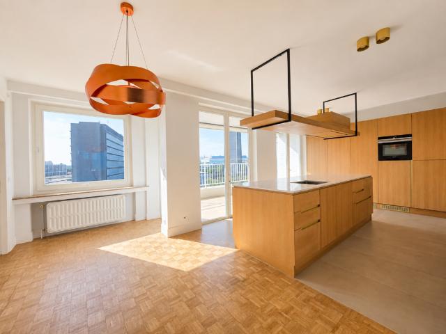 à louer Penthouse Schaerbeek Place des Carabiniers