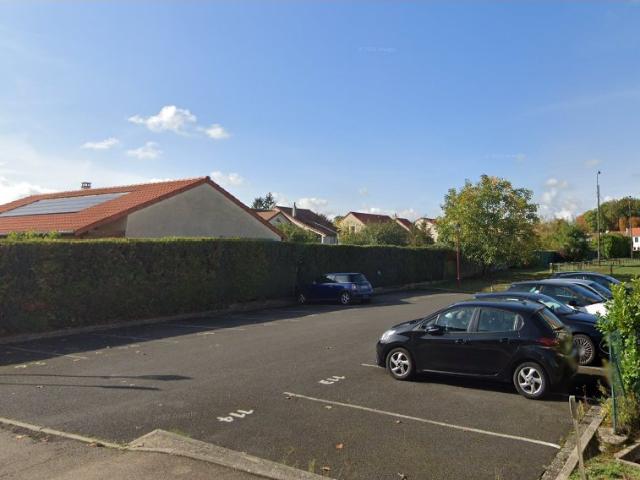 A LOUER PLACE DE PARKING WOIPPY VILLAGE PROCHE DE LA GARE