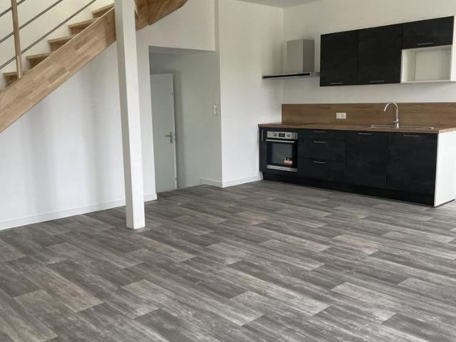 A LOUER PLOUGOUMELEN T3 DUPLEX 51,75 m² LIBRE LE 29/08/26