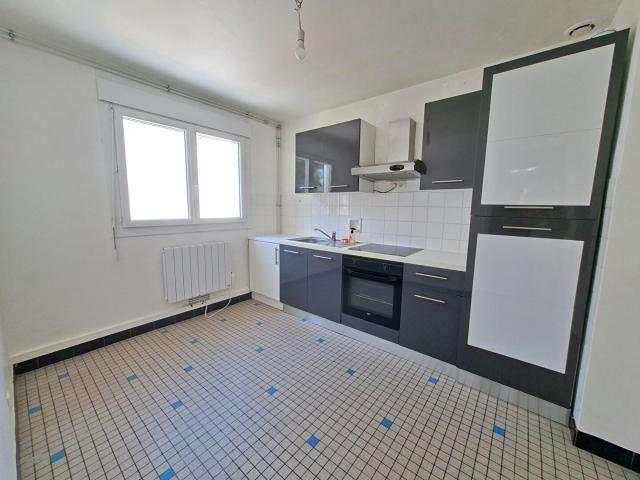 A LOUER PORTET SUR GARONNE Appartement T3 d'une surface de 69.72m² 126 FG