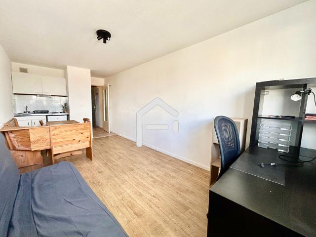 A louer: PRADETTES studio meublé de 22 m2