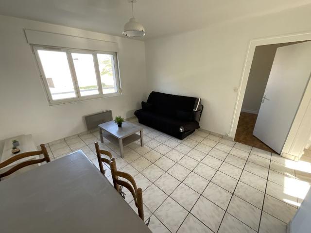 A LOUER Quartier Mazières T2 meublé