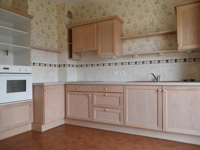 A LOUER Quartier avenue de Dun T4 de 81.10 m2 avec balcon, parking et cave