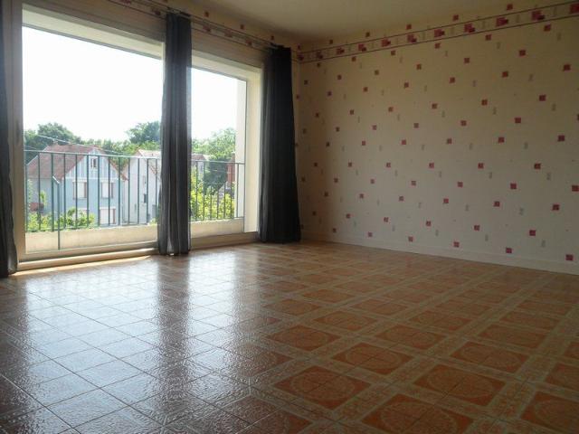 A LOUER Quartier avenue de Dun T4 de 81.10 m² avec balcon, parking et cave