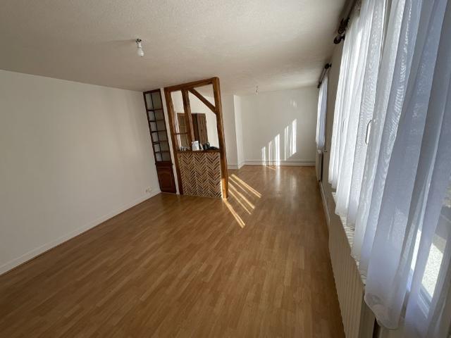 A LOUER Quartier Henri Laudier T3 de 73.05m² avec garage et cave