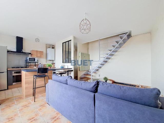 A LOUER Quartier JOUVENCE Appartement en duplex.