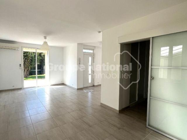 A LOUER ROGNONAS Maison moderne avec 4 chambres, jardin