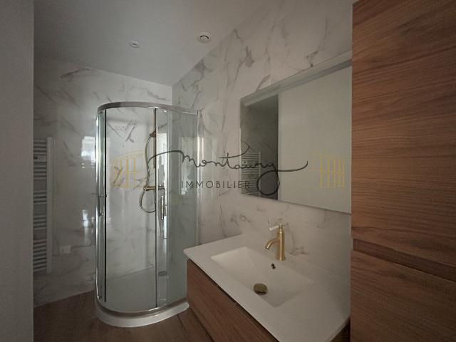 A LOUER ROUTE D'AVIGNON APPARTEMENT P3
