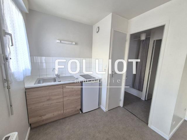 A LOUER Studio 50000 Saint L� PROCHE IUT/FIM 1 pi�ce 18.42 m�