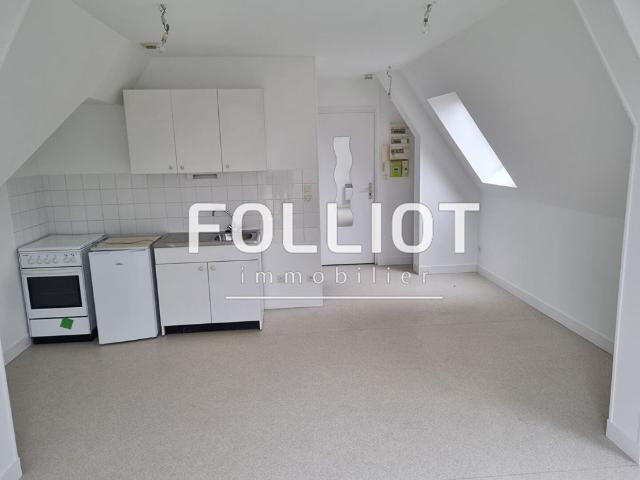 A LOUER Studio 50000 Saint L� 1 pi�ce 23,12 m2