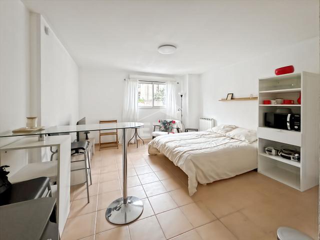À louer, Studio 25 m2, Marseille 13004, Chutes Lavie