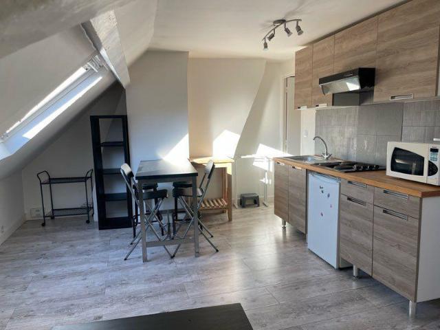 A Louer Studio Vieux Lille