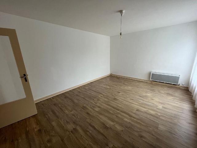 A LOUER STUDIO BELLE BEILLE