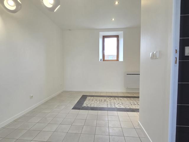 A LOUER Studio de 21m2 avec parking