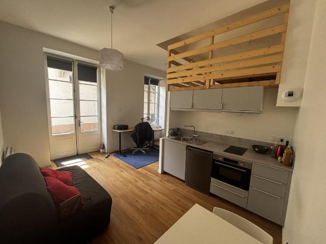 A LOUER STUDIO de 25m² Montée de Choulans LYON 5