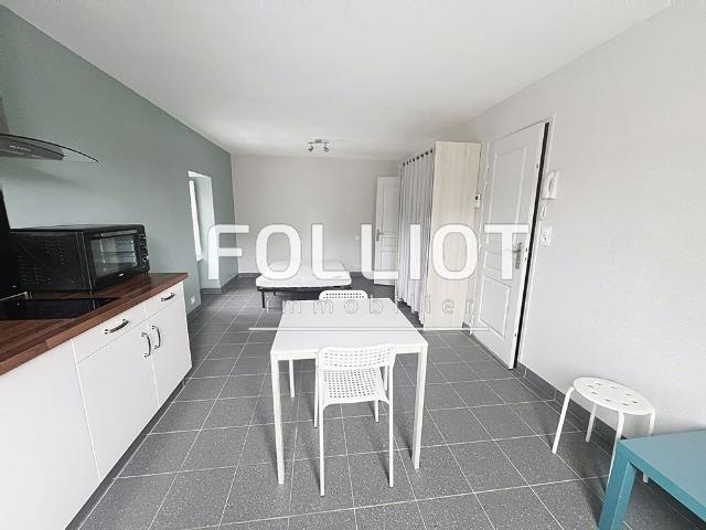 A louer: Studio Meubl� � Foug�res R�f.2312AB