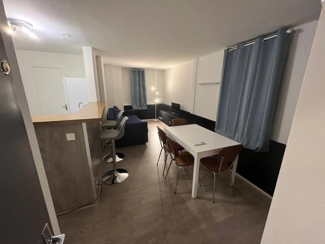 A LOUER STUDIO MEUBLE 63000 CLERMONT FERRAND