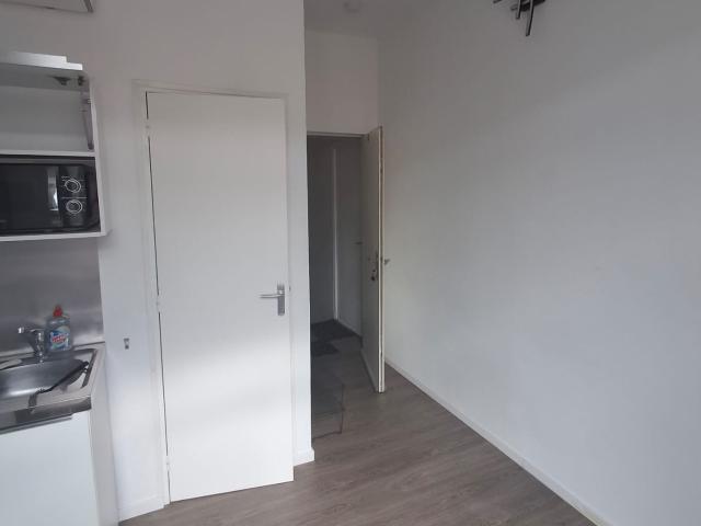 À LOUER STUDIO MEUBLÉ DE 13 m2 LILLE FIVES