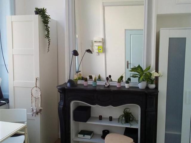 À LOUER – Studio MEUBLÉ de 13 m², Rue des Postes – LILLE WAZEMMES réf 00730 001
