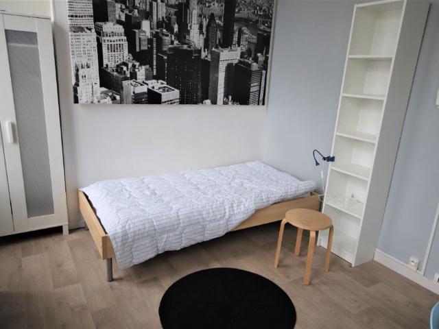À LOUER – Studio MEUBLÉ de 15 m², Rue des Postes – WAZEMMES réf 730 006
