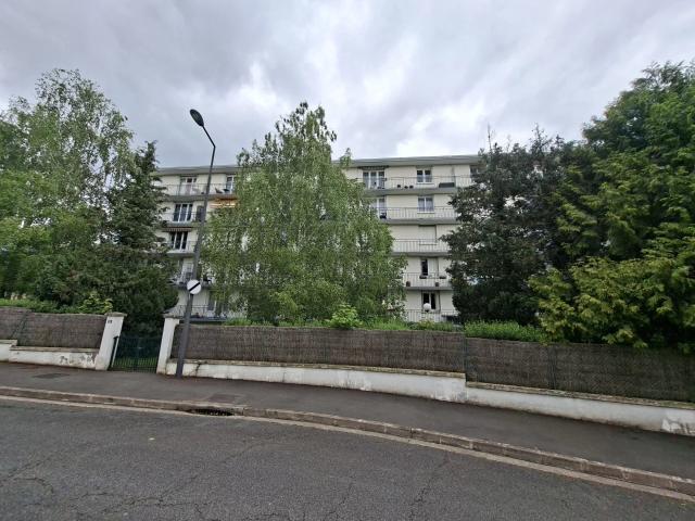 À LOUER Studio meublé de 26m² avec cave à TOURS Nord • Réf. TNG G0634