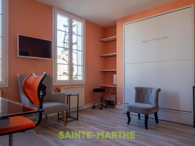 A LOUER Studio meublé proche hôpital Niort