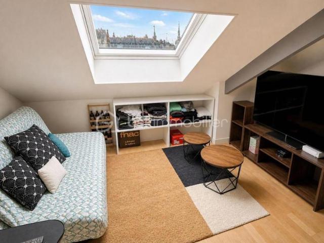 À louer – Studio meublé rénové de 13m2– Rennes Sacré Cœur