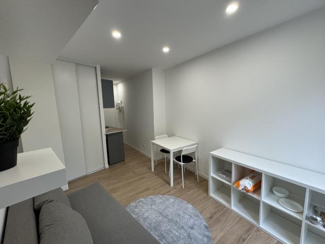 A louer, studio meublé rénové sur Béziers