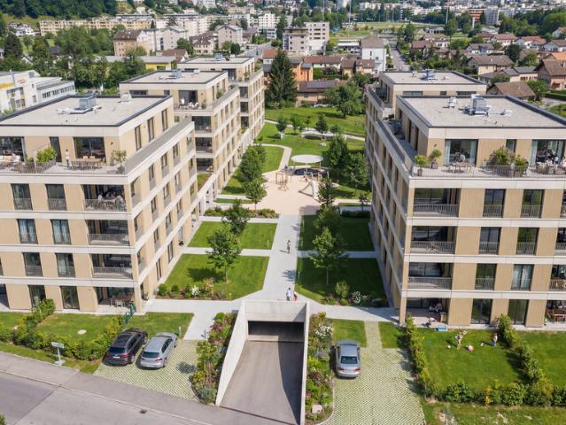 À louer Studio neuf avec terrasse orientée est C04