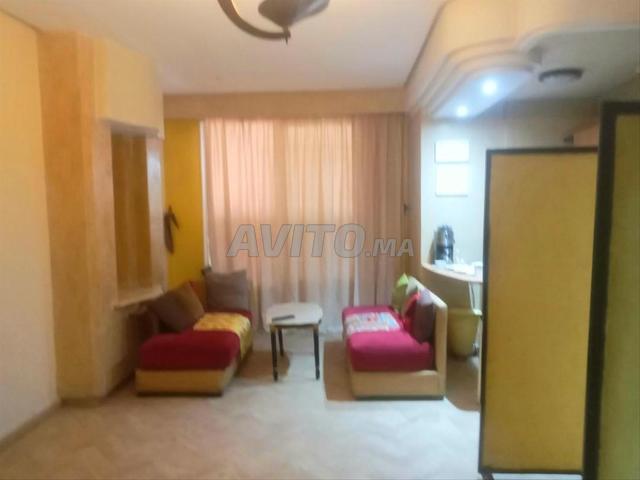A louer studio palmiers centre maarif