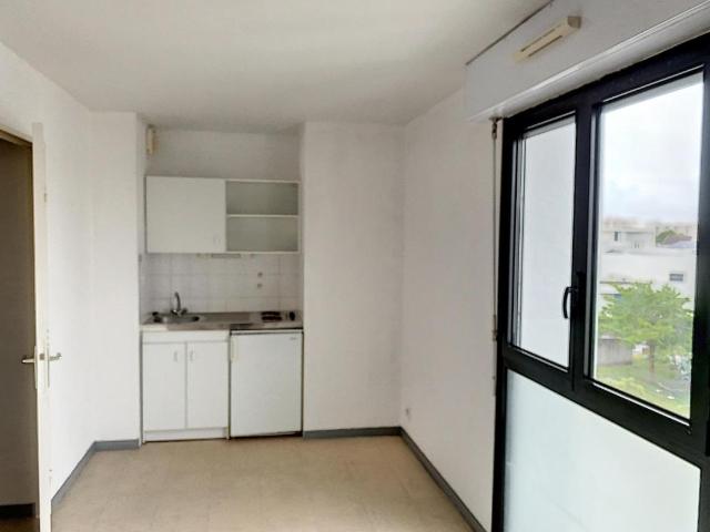A LOUER STUDIO QUARTIER MADELEINE