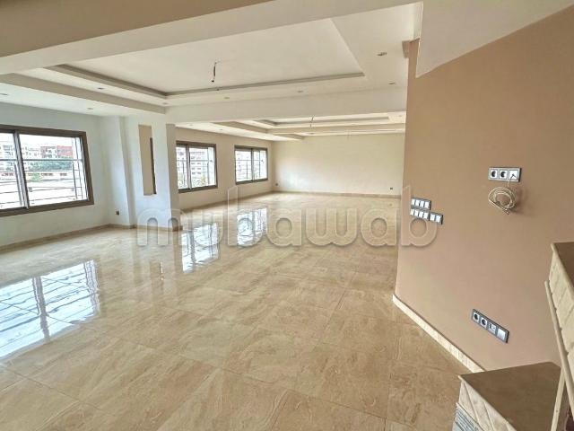 À louer – Superbe appartement de 240 m² sans vis à Bourgogne